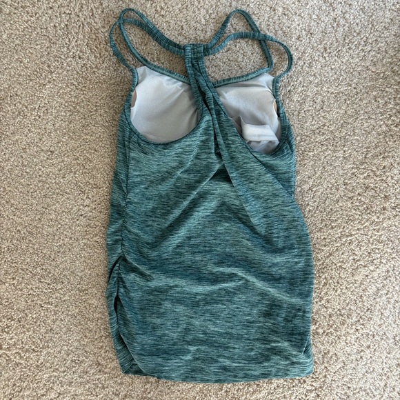 Black Diamond | XS | Heather green Six Shooter strappy tank with built in bra - Picture 5 of 11